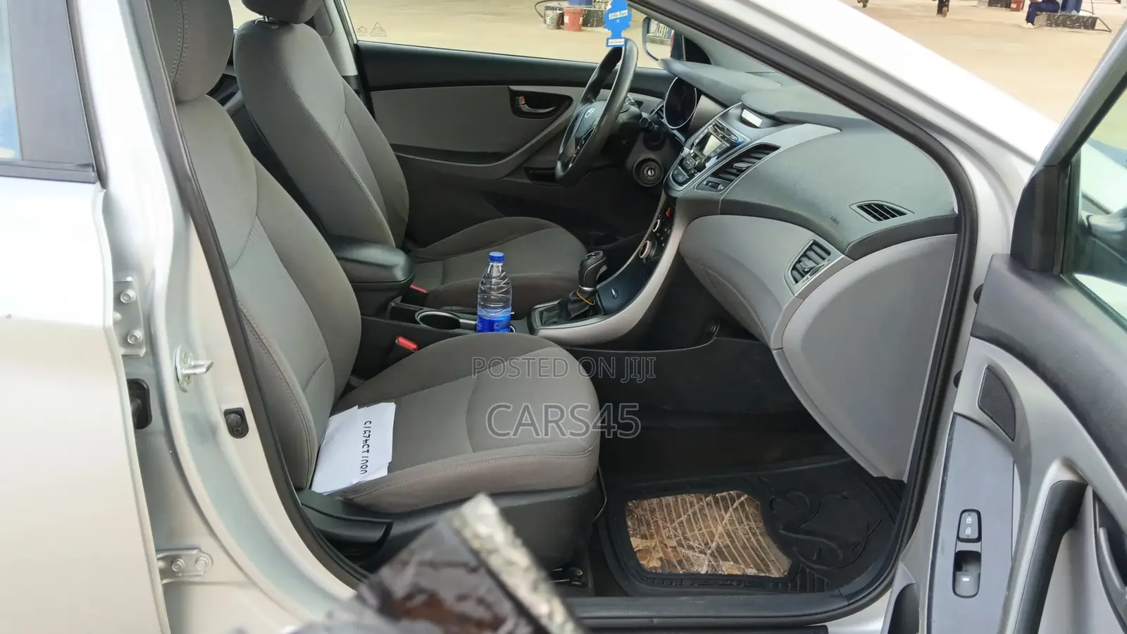 Hyundai Elantra 2014 Silver