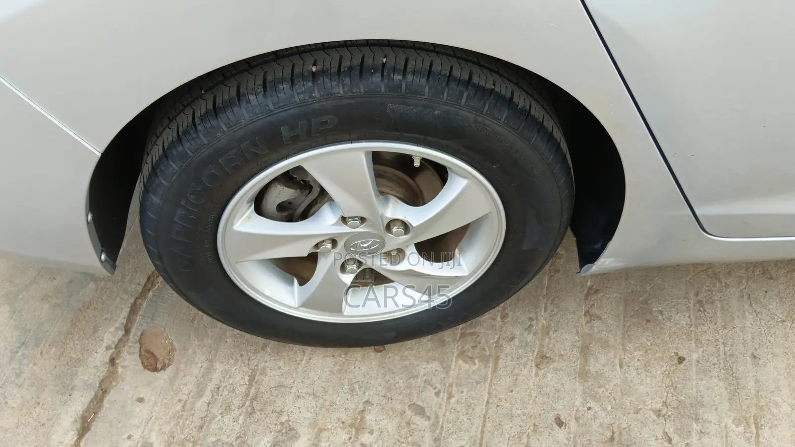 Hyundai Elantra 2014 Silver