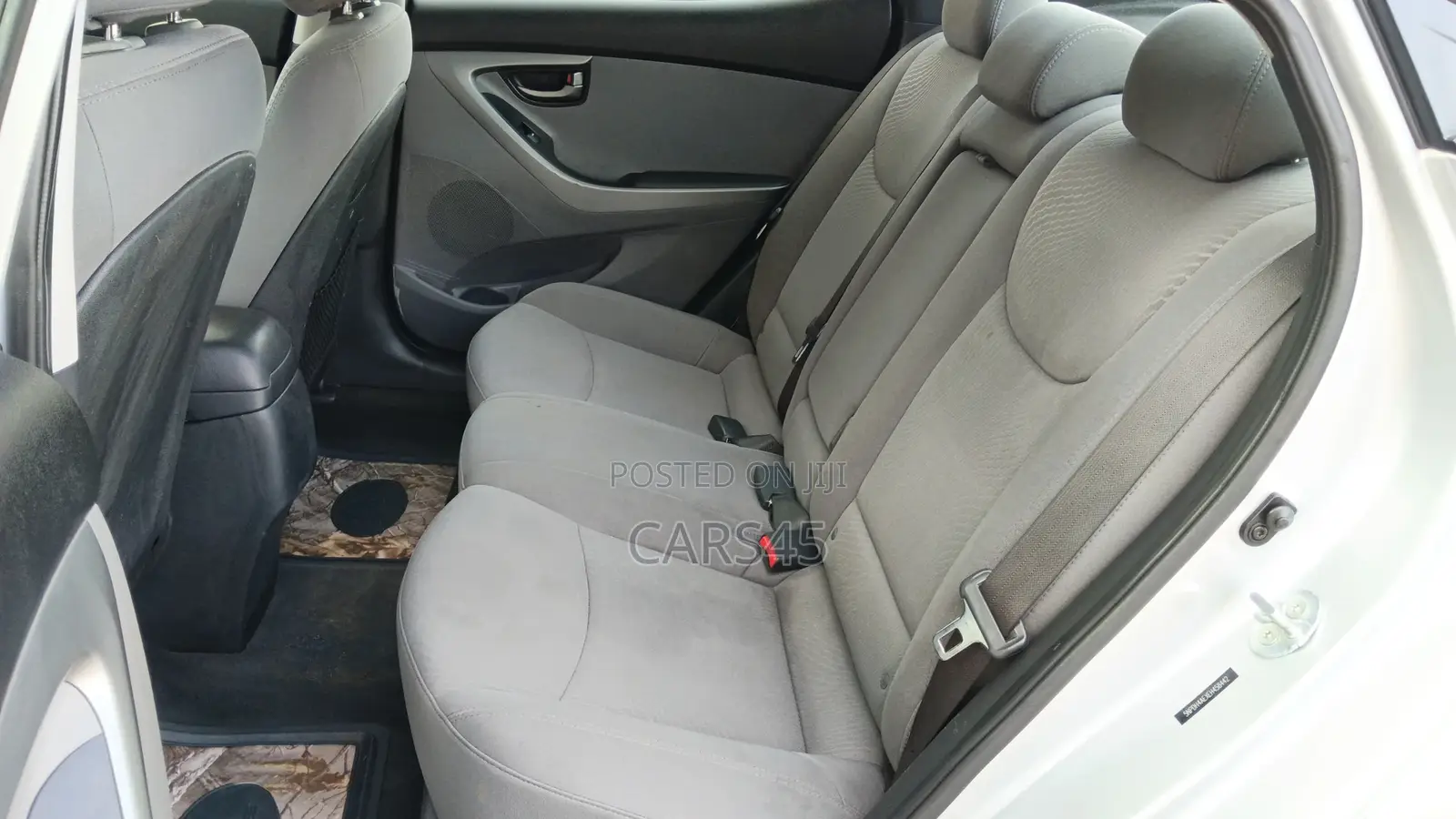 Hyundai Elantra 2014 Silver