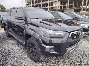 Toyota Hilux 2023 Black