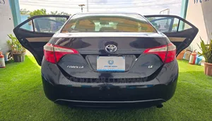 Toyota Corolla 2015 Black