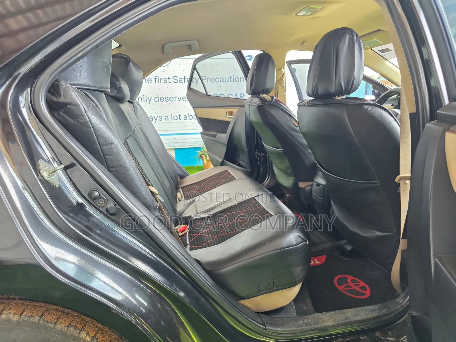 Toyota Corolla 2015 Black