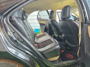 Toyota Corolla 2015 Black