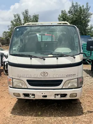 Toyota Dyna 150 Truck