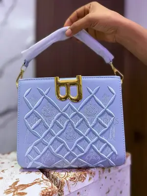 Lunasilk Collections