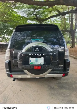 Mitsubishi Pajero 2010 Black
