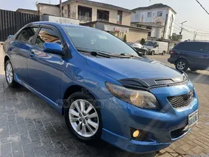 Toyota Corolla 2010 Blue