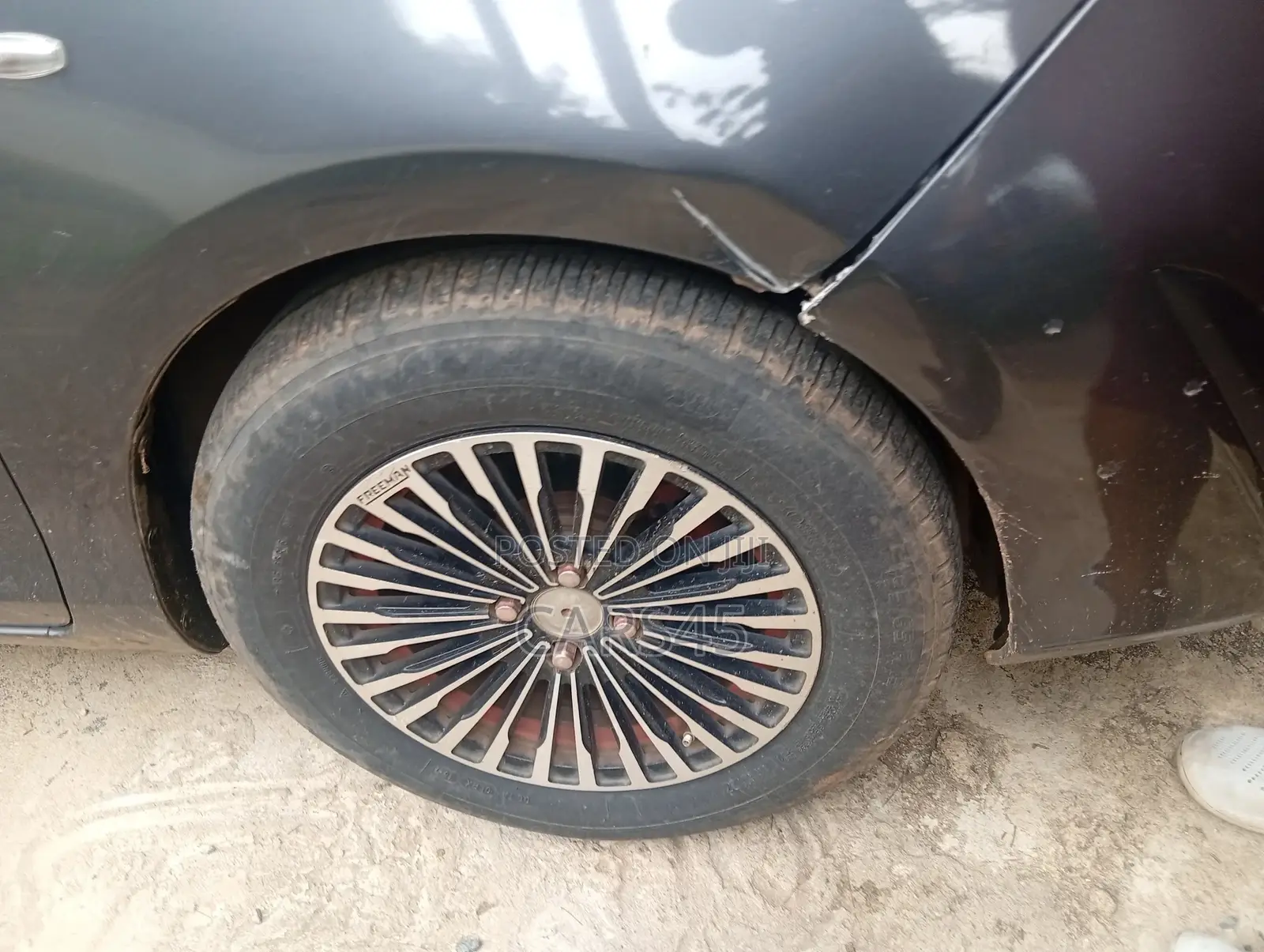 Toyota Yaris 2018 Gray