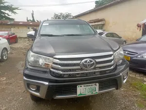 Toyota Hilux Revo Double Cab Petrol 2.7 AWD 2020 Black