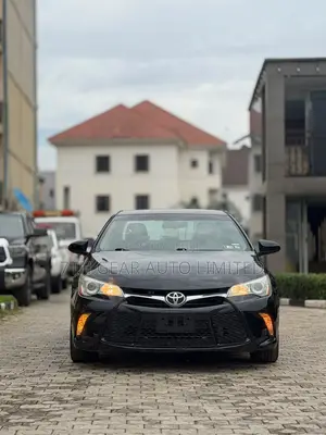 Toyota Camry LE 4dr Sedan (2.5L 4cyl 6A) 2016 Black