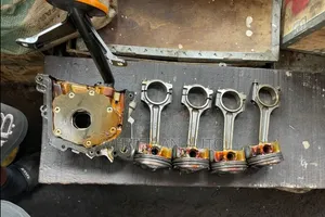 Oil Pump and Conrod Ford Escape Ford Focus 4plug
