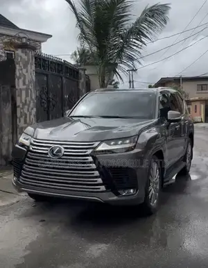 Lexus LX 600 2023 Gray