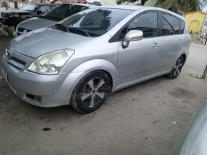 Toyota Corolla Verso 2005 Silver