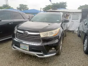 Toyota Highlander Limited 4dr SUV (3.5L 6cyl 6A) 2015 Black