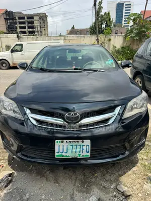 Toyota Corolla 2010 Black