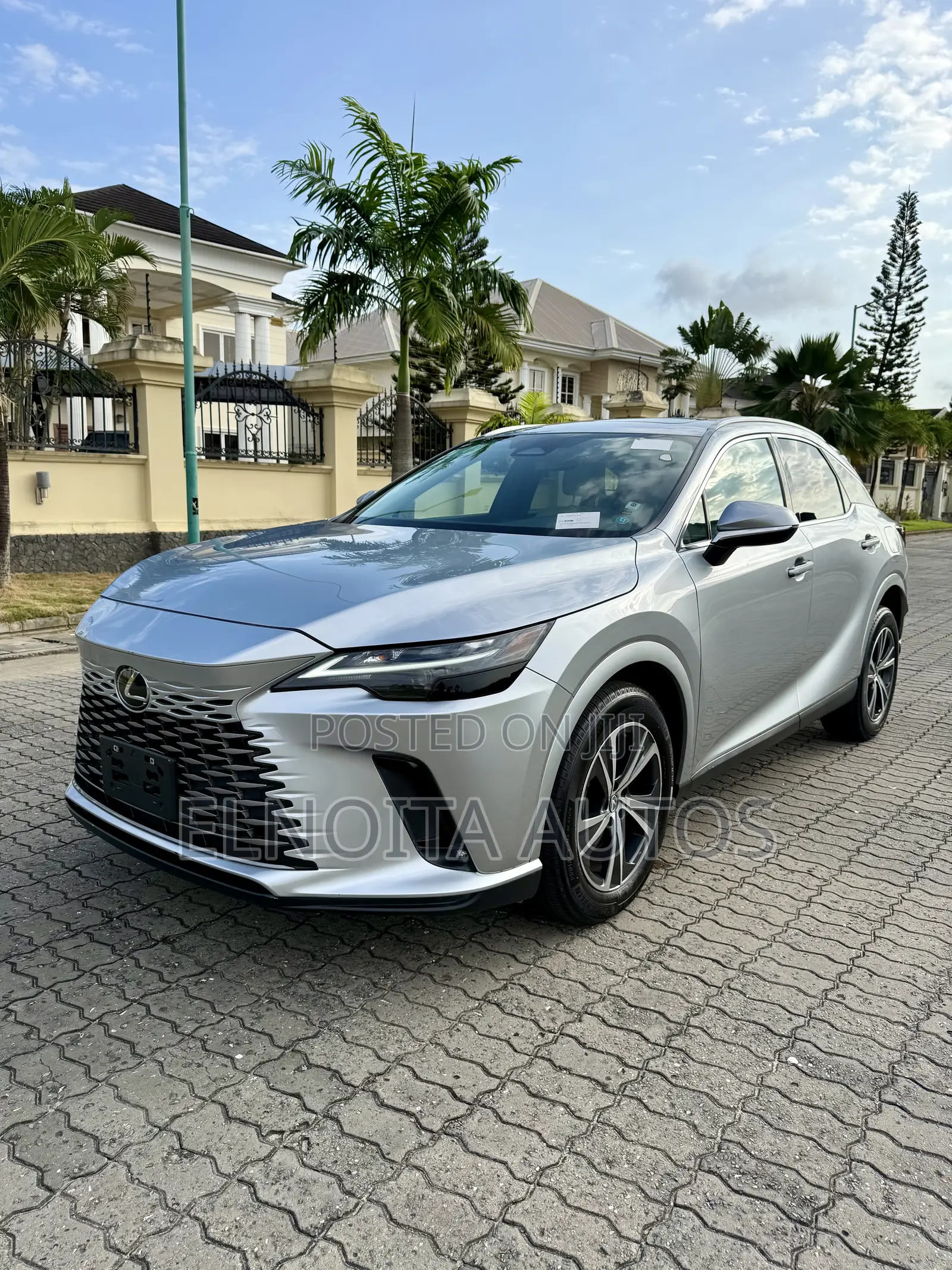 Lexus RX 350 Luxury 2023 Silver