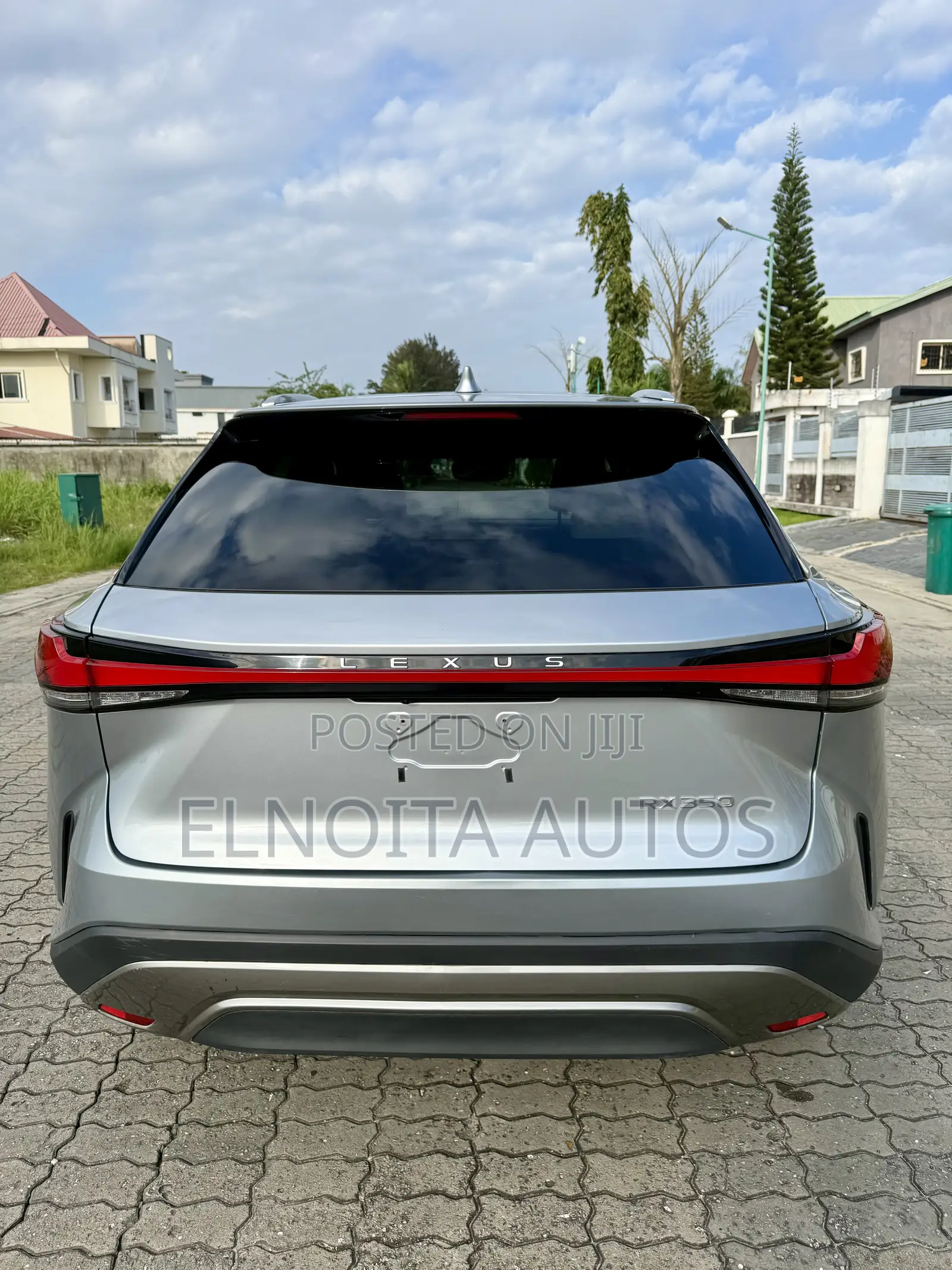 Lexus RX 350 Luxury 2023 Silver