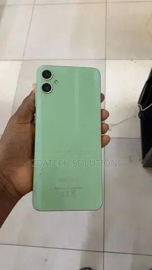 Samsung Galaxy A05 64 GB Green
