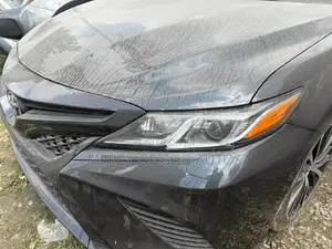 Toyota Camry SE FWD 2020 Black