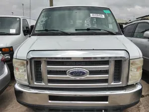 Ford E250 2013 White