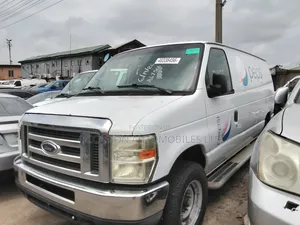 Ford E250 2013 White