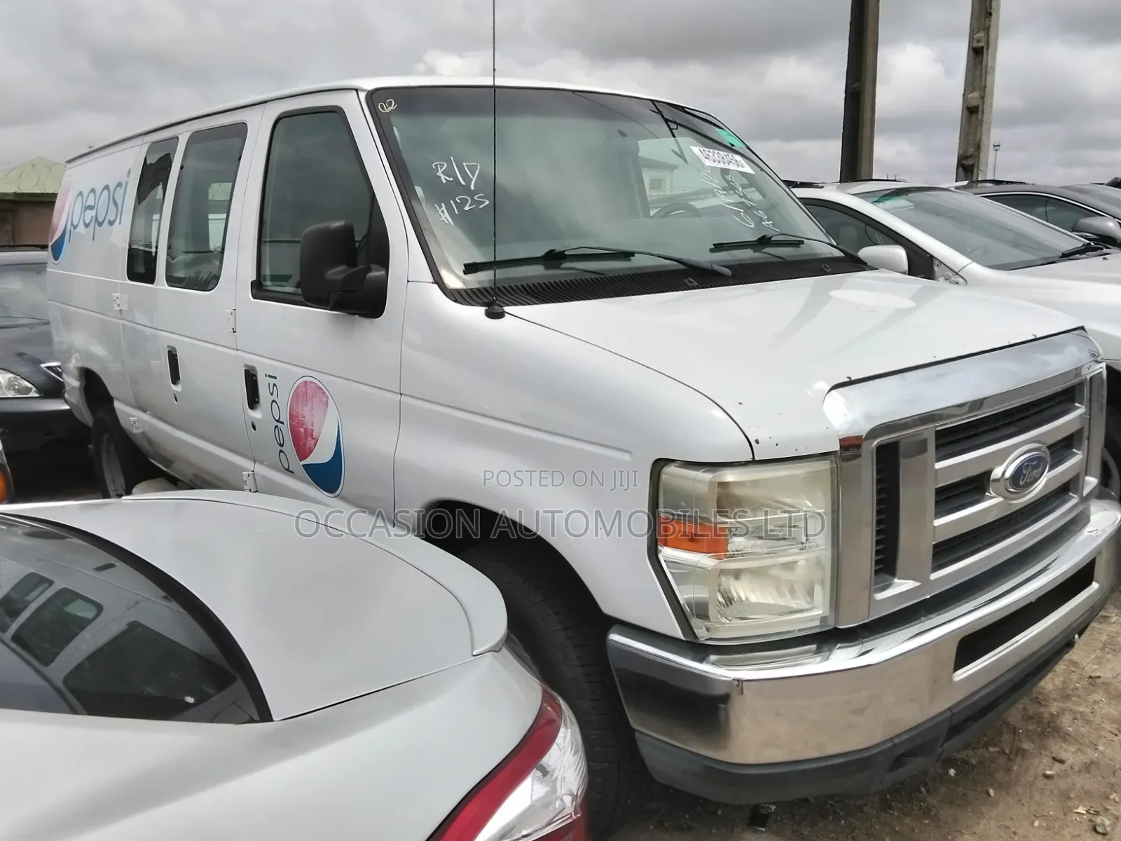Ford E250 2013 White