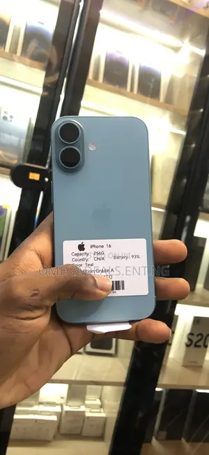 New Apple iPhone 16 256 GB Green