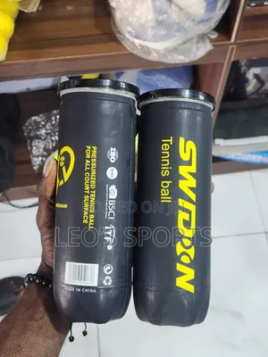 Swidon Lawn Tennis Balls
