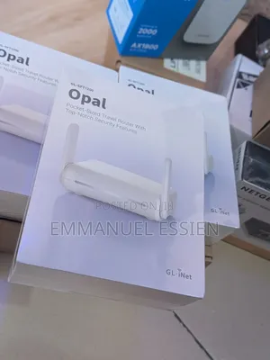 Opal GL-SFT1200 GL.iNet Pocket -Sized Travel Router