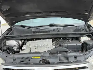 Toyota Highlander SE 2012 Gray