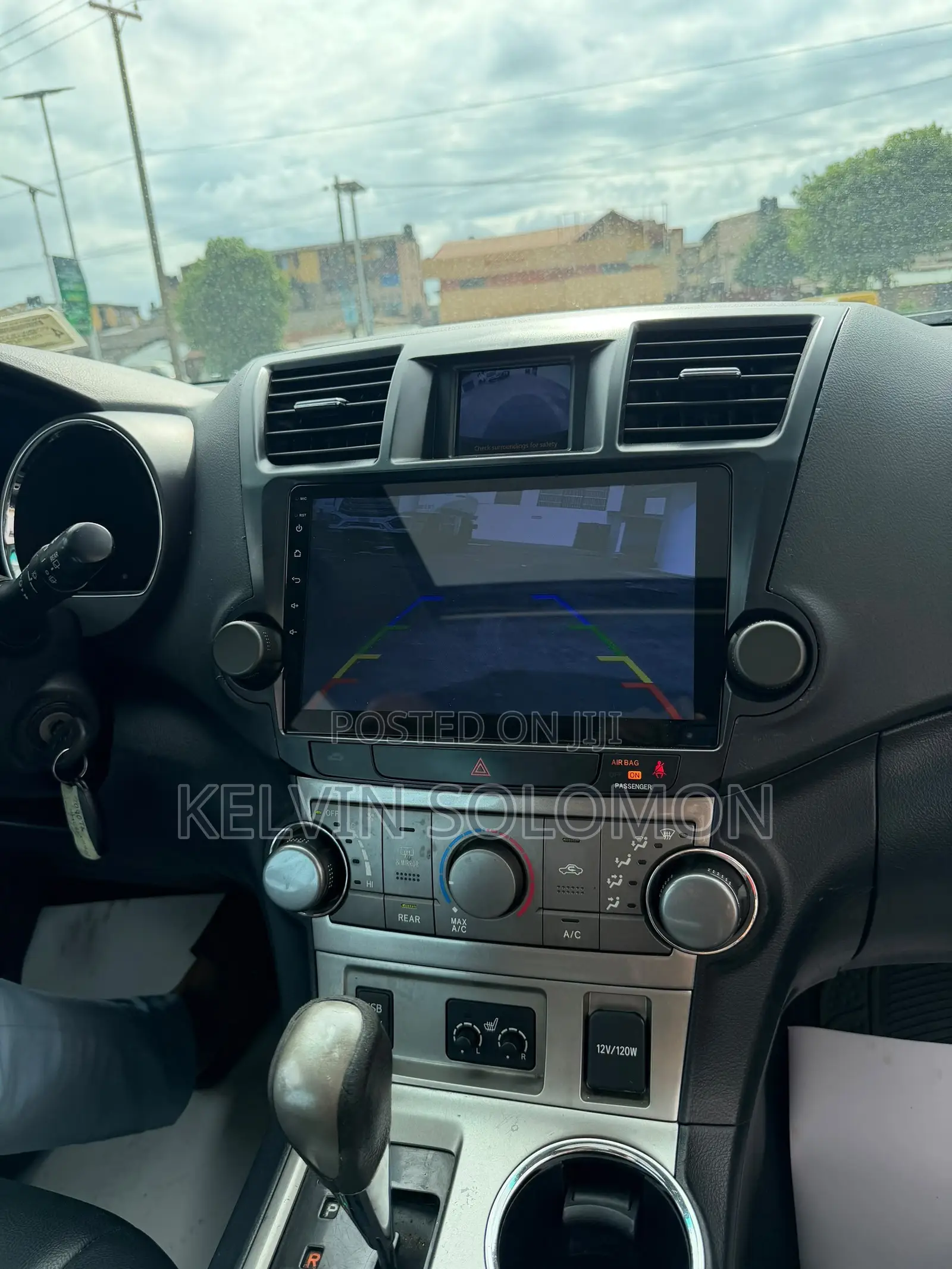 Toyota Highlander SE 2012 Gray