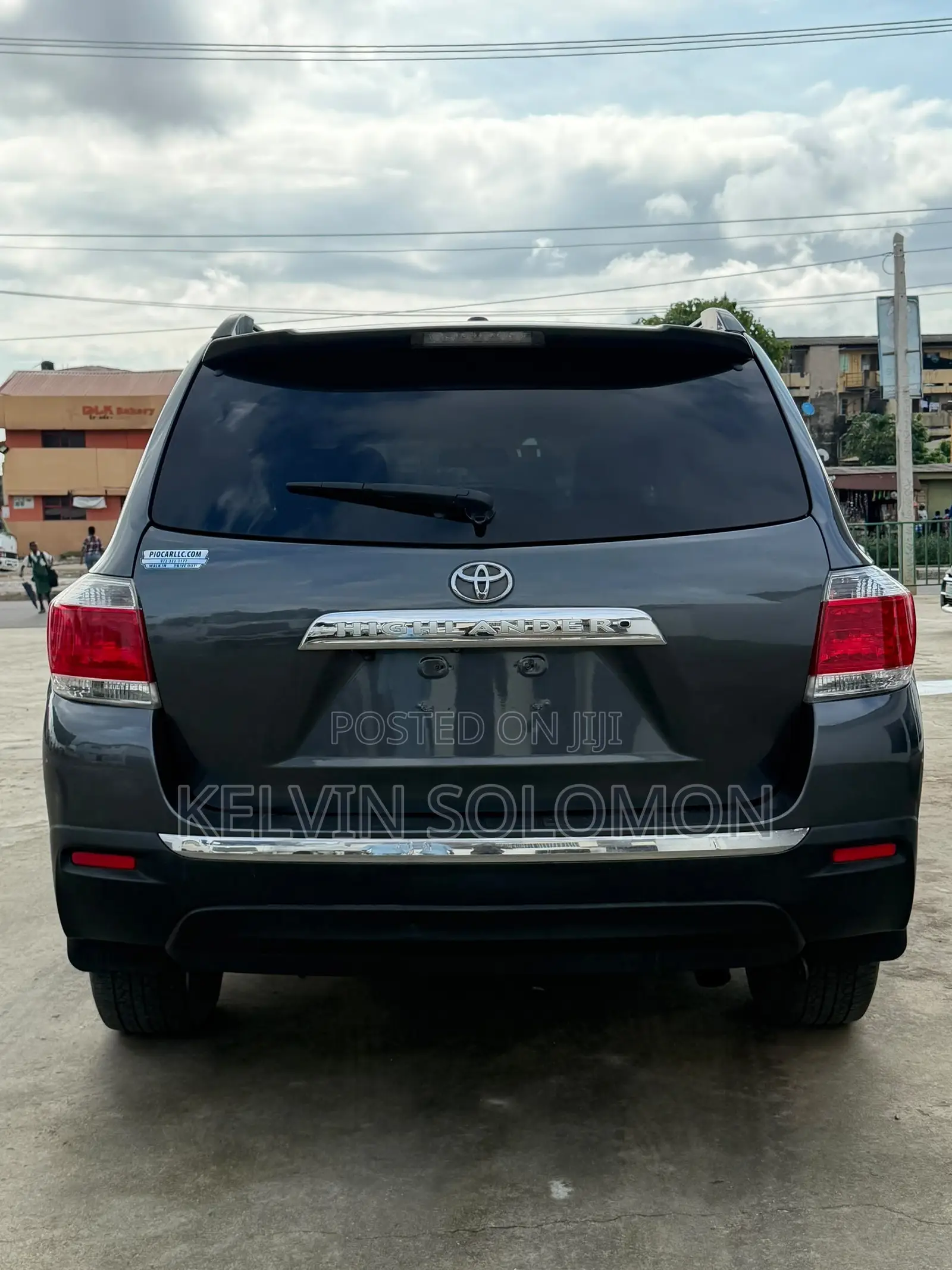 Toyota Highlander SE 2012 Gray