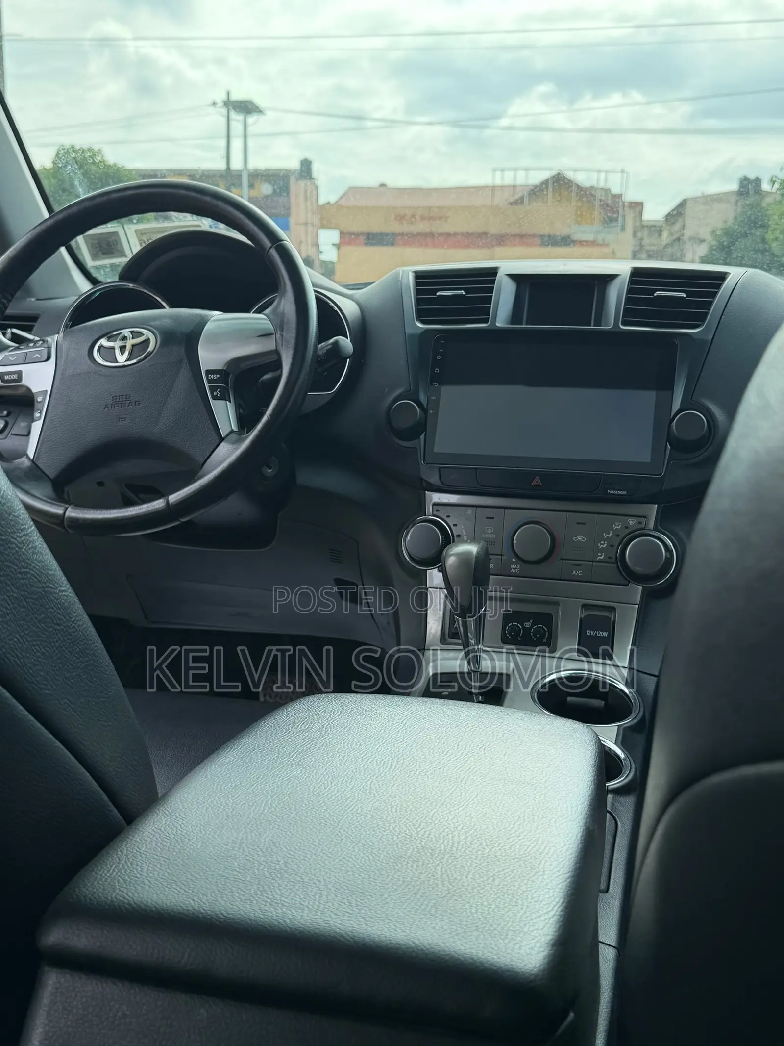 Toyota Highlander SE 2012 Gray