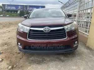 Toyota Highlander 2015 Red