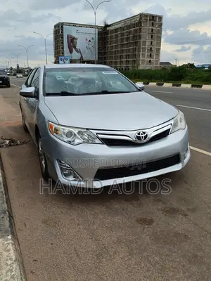 Toyota Camry 2014 Silver