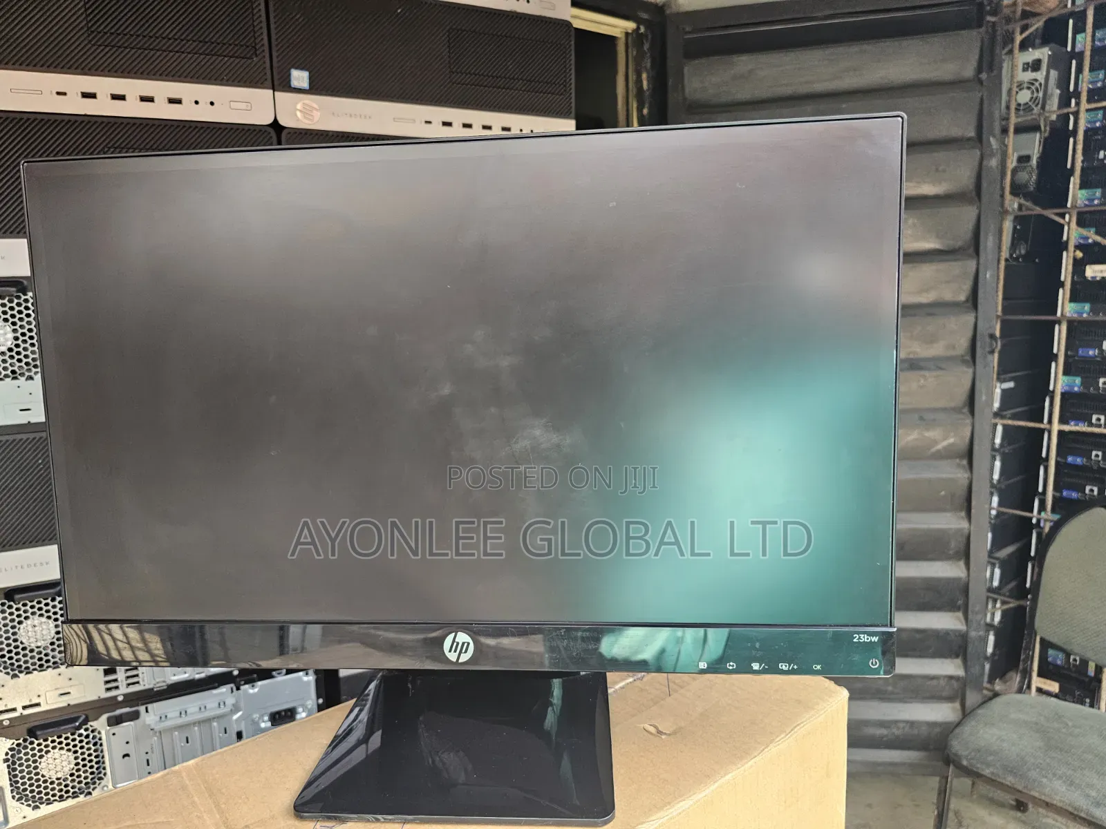 HP Frameless Monitor