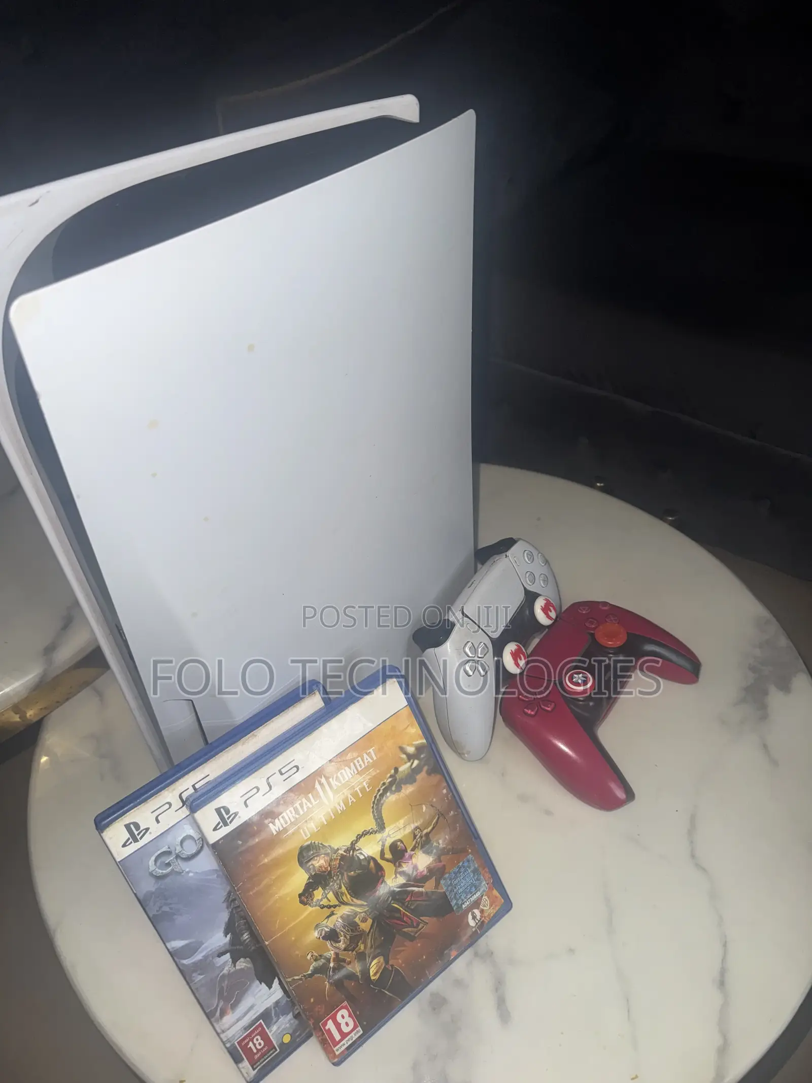 PlayStation 5 + 7 Big Games 2 Pads