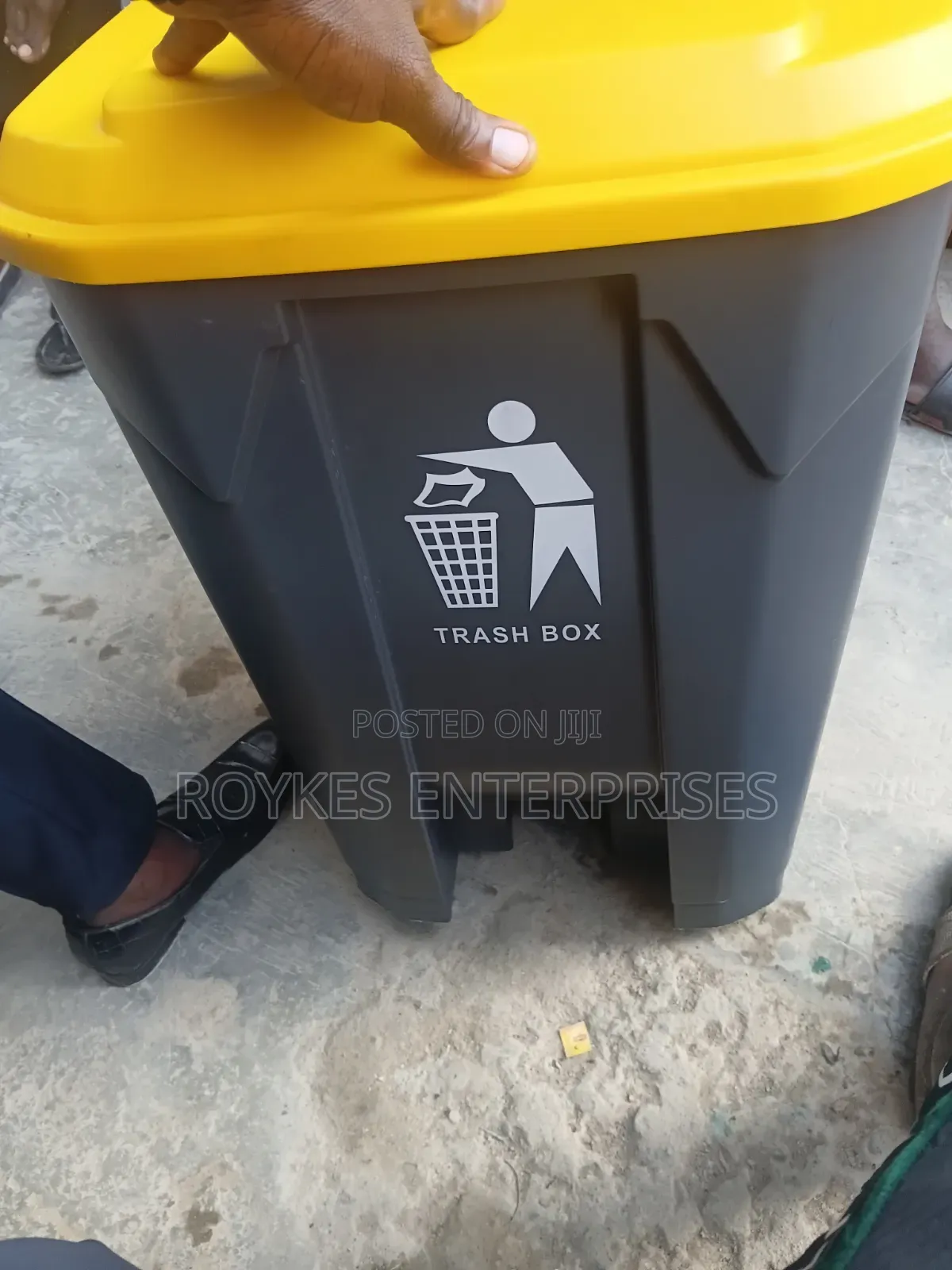 80 Liter Plastic Garbage Bin