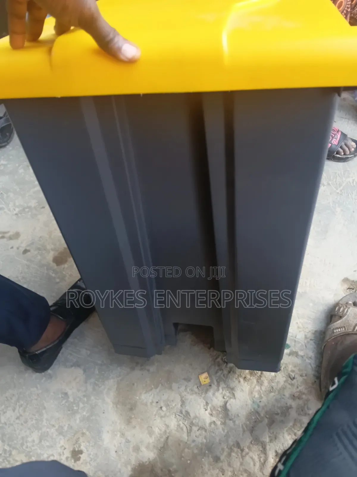80 Liter Plastic Garbage Bin