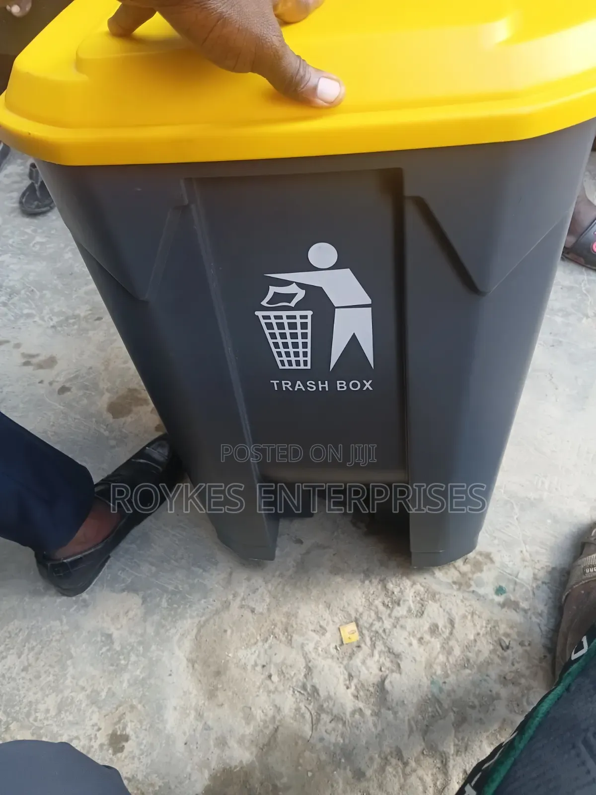80 Liter Plastic Garbage Bin