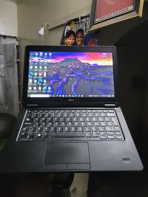 Laptop Dell Latitude E7270 8GB Intel Core i5 SSD 128GB