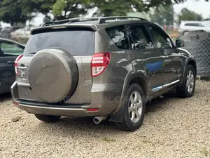 Toyota RAV4 Limited V6 4x4 2009 Brown