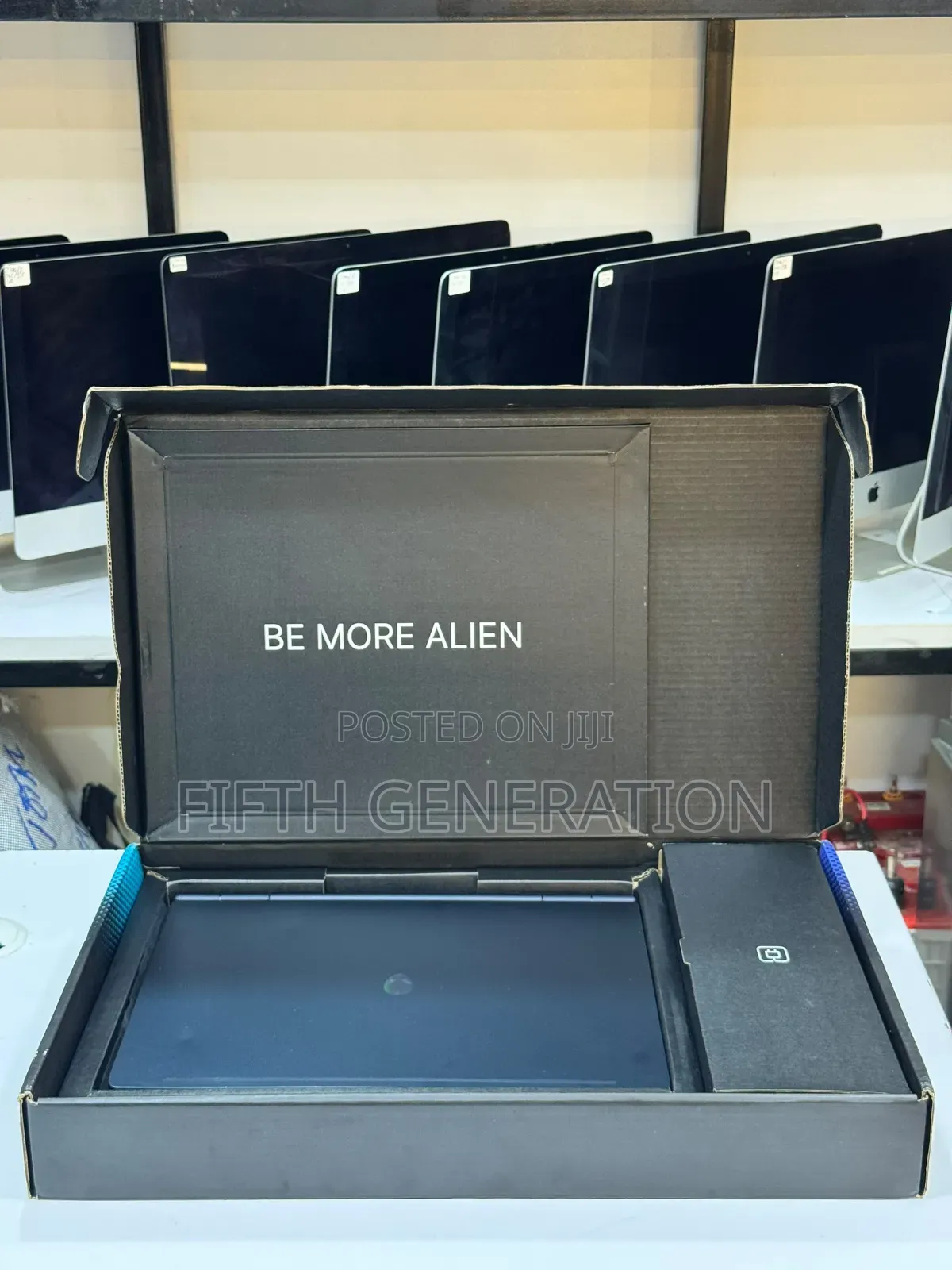 Laptop Alienware 16 Aurora 16GB Intel Core 7 SSD 512GB