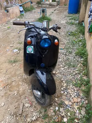 Yamaha 2012 Black
