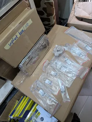 Implant Set of 14 Instrument/ Quality Forceps