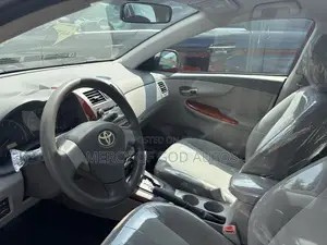 Toyota Corolla 2010 Red