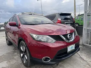 Nissan Qashqai 2017 Red