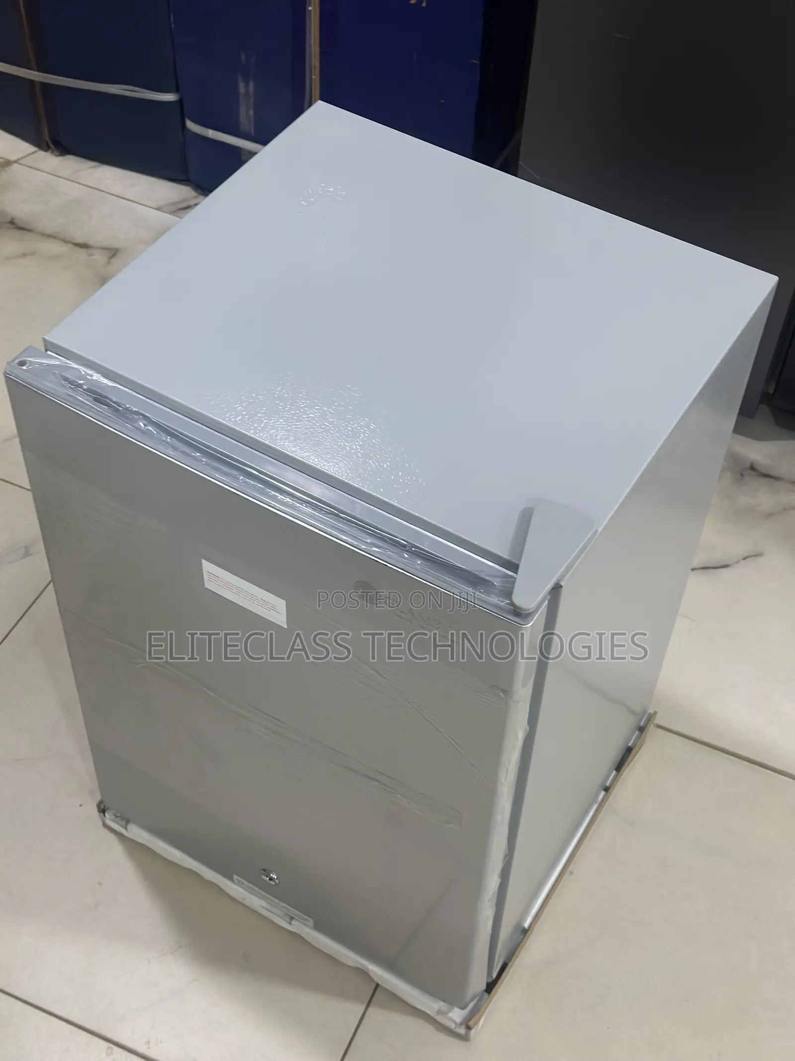 Glamstar GFR-90S-E Fridge