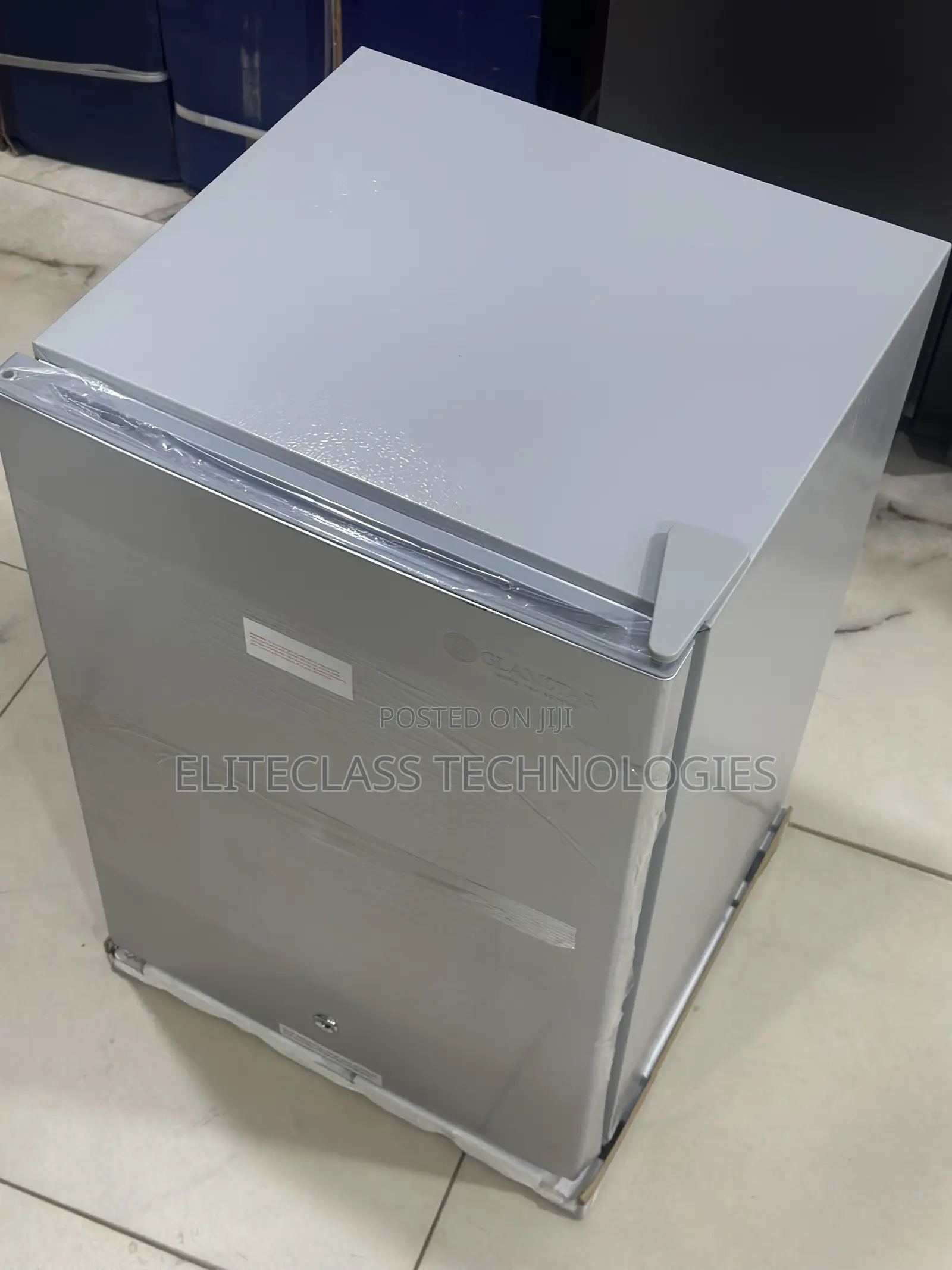 Glamstar GFR-90S-E Fridge