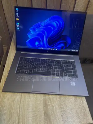 Laptop HP ZBook Create G7 32GB Intel Core i7 SSD 1T